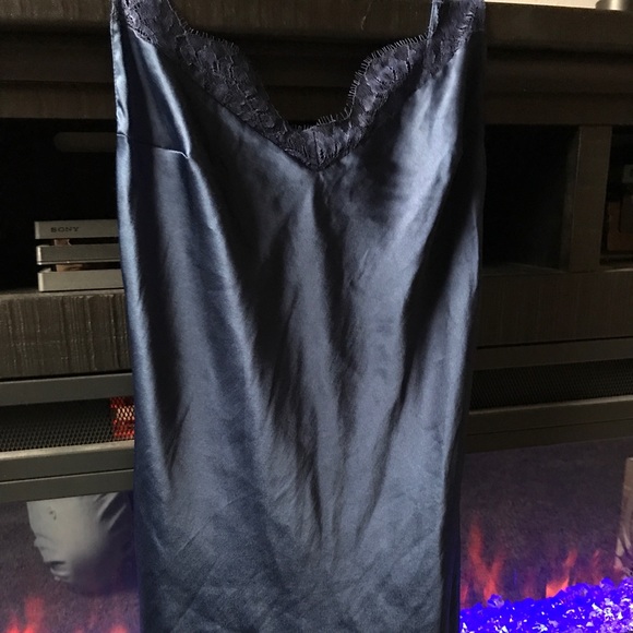 Victoria Secret Sleep gown - Picture 2 of 8